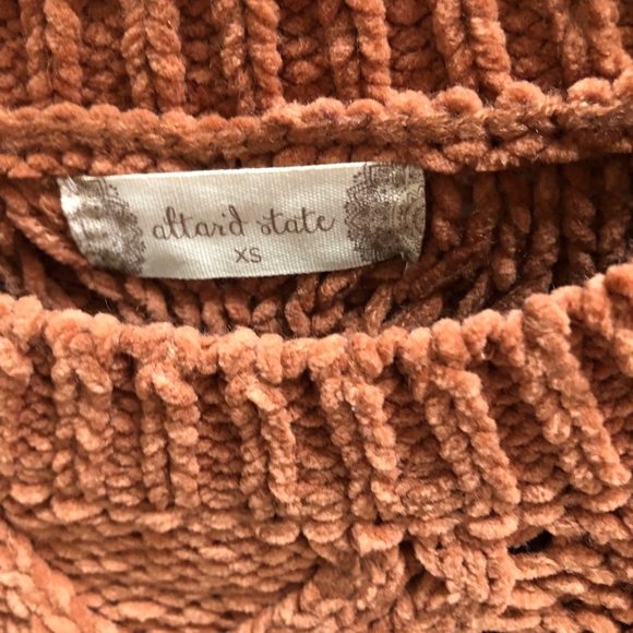 Alter’d State Cropped Sweater - Picture 4 of 8